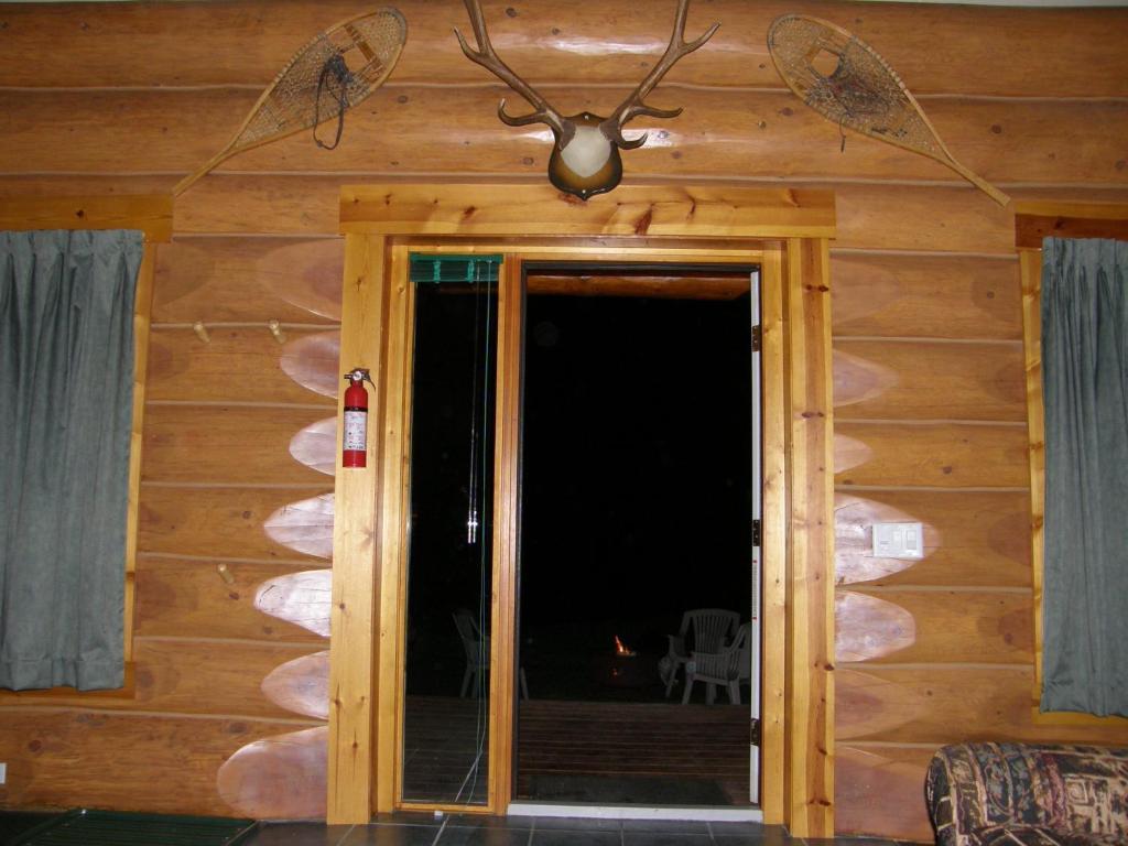 골든 Yoho Chalets 빌라 객실 사진