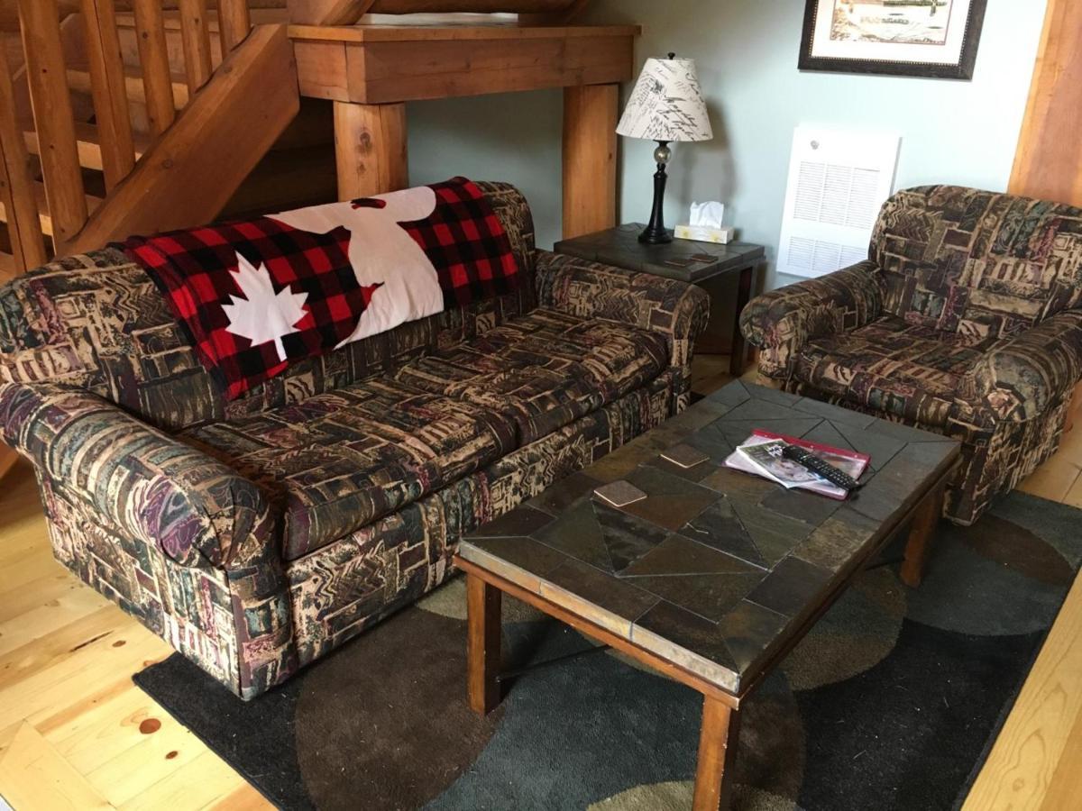 골든 Yoho Chalets 빌라 외부 사진